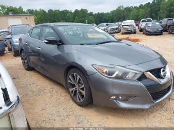  Salvage Nissan Maxima