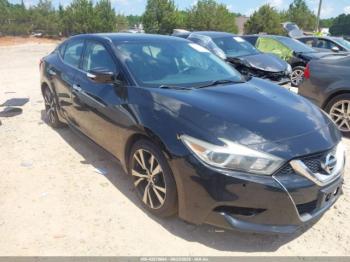  Salvage Nissan Maxima