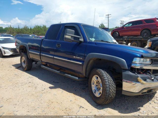  Salvage Chevrolet Silverado 2500