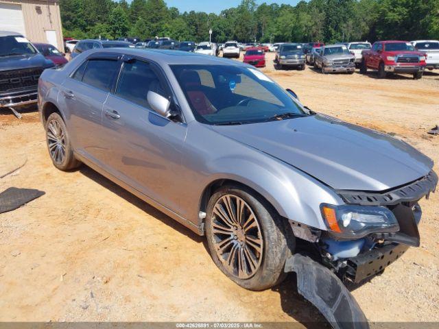  Salvage Chrysler 300