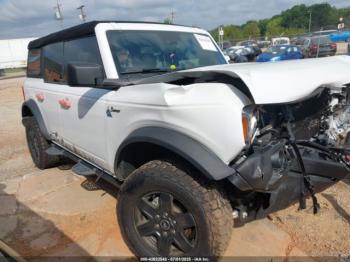  Salvage Ford Bronco
