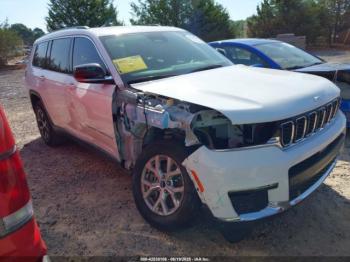  Salvage Jeep Grand Cherokee