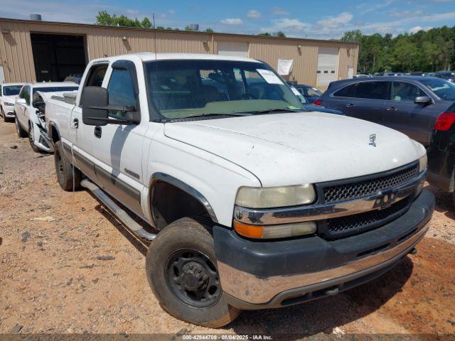  Salvage Chevrolet Silverado 2500