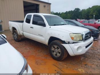  Salvage Toyota Tacoma