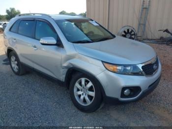  Salvage Kia Sorento
