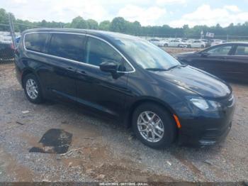  Salvage Chrysler Voyager
