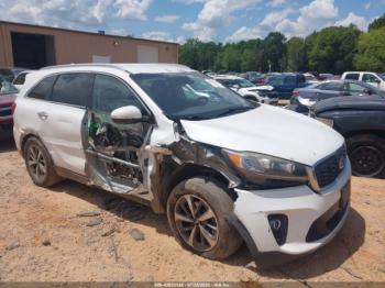  Salvage Kia Sorento