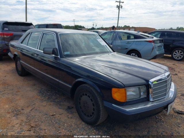  Salvage Mercedes-Benz 300