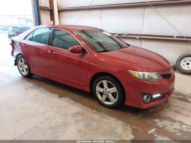  Salvage Toyota Camry