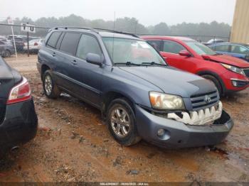  Salvage Toyota Highlander