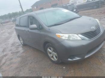  Salvage Toyota Sienna