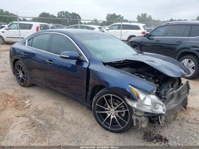  Salvage Nissan Maxima