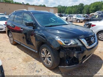  Salvage Nissan Pathfinder