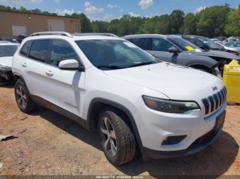  Salvage Jeep Cherokee