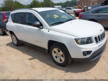 Salvage Jeep Compass