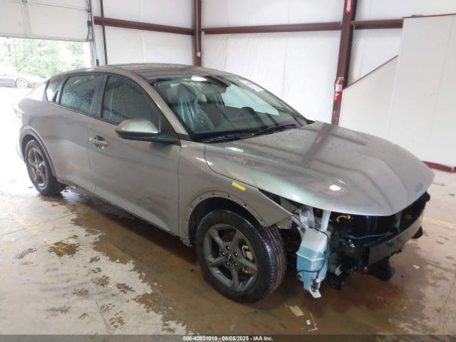  Salvage Kia K4