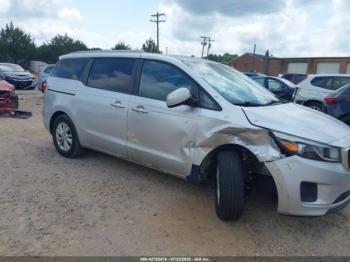  Salvage Kia Sedona