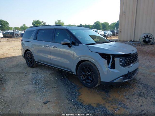  Salvage Kia Carnival