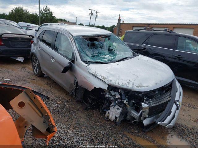  Salvage Mitsubishi Outlander