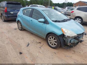  Salvage Toyota Prius c