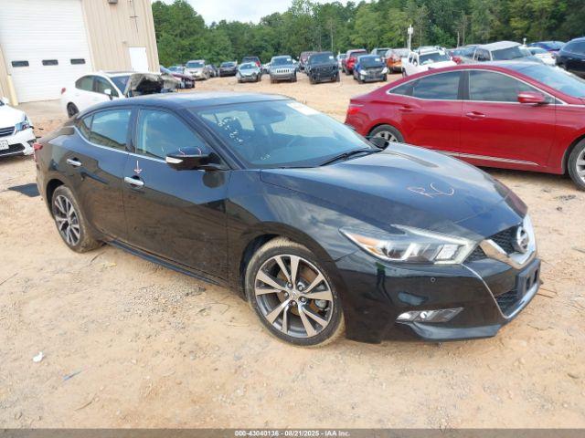  Salvage Nissan Maxima