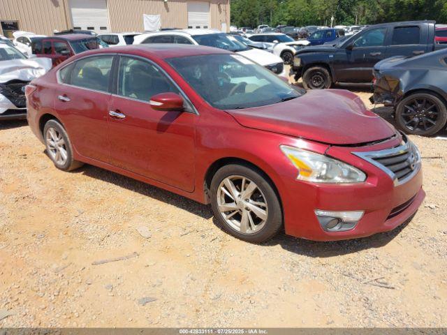  Salvage Nissan Altima