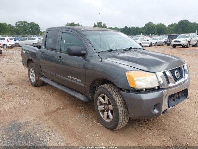  Salvage Nissan Titan