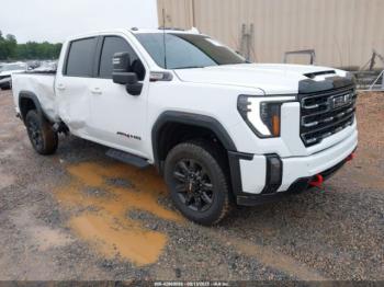  Salvage General Motors Sierra 2500HD