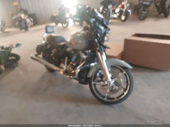 Salvage Harley-Davidson Flhx