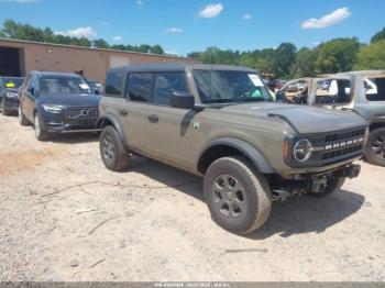  Salvage Ford Bronco