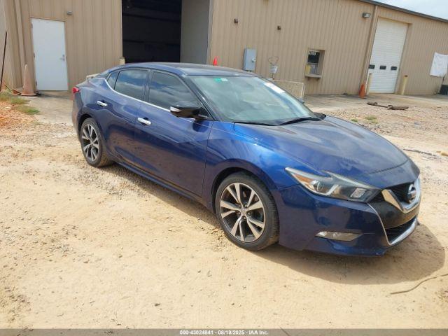  Salvage Nissan Maxima