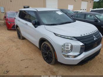  Salvage Mitsubishi Outlander