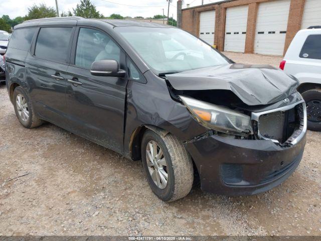  Salvage Kia Sedona