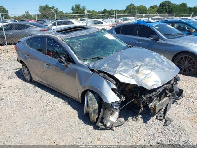  Salvage Mazda Mazda3