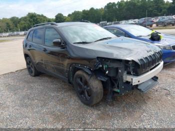  Salvage Jeep Cherokee