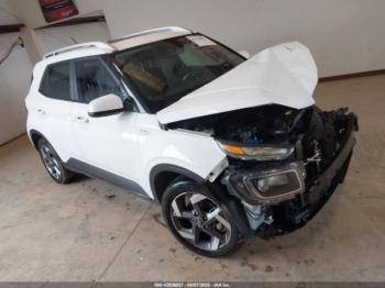  Salvage Hyundai VENUE
