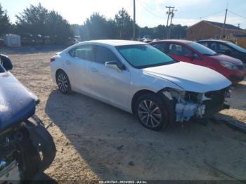 Salvage Lexus Es
