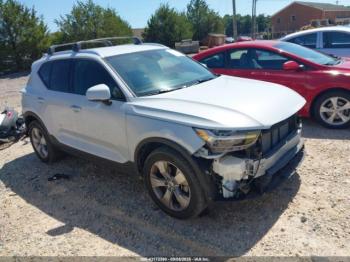  Salvage Volvo XC40