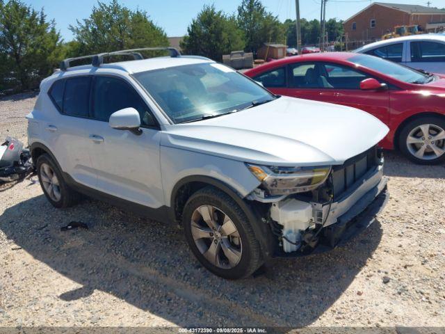  Salvage Volvo XC40