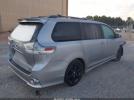 Toyota Sienna Se Image 16
