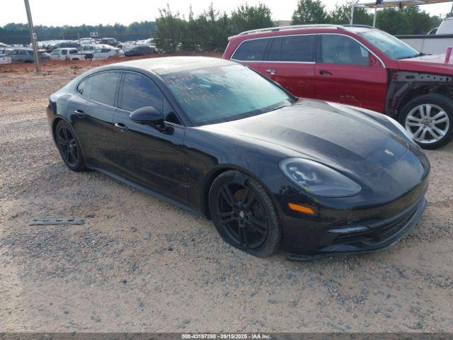  Salvage Porsche Panamera