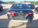 Toyota Camry Se Image 9