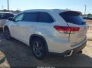 Toyota Highlander Limited Platinum Image 3