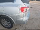 Buick Enclave Convenience Image 12