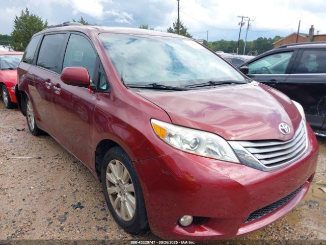  Salvage Toyota Sienna