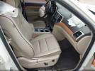 Jeep Grand Cherokee Overland Image 9