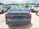 Toyota Camry Xle Image 7