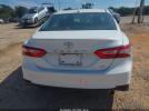 Toyota Camry Le Image 7