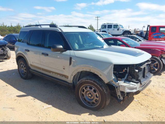  Salvage Ford Bronco
