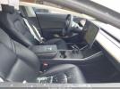 Tesla Model 3 Image 4